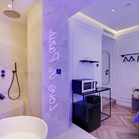 Vakantiehuis Private With Jacuzzi - 2p - Rivoli